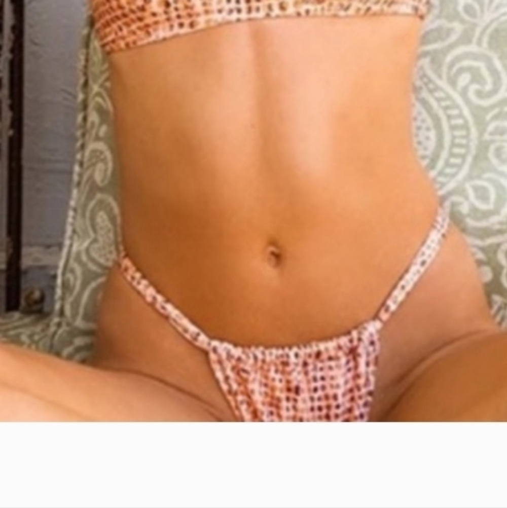 NWOT L Space Women Anthropologie Lennox bottom Swim sz L